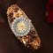 Montre bracelet fleur et diamant Marron