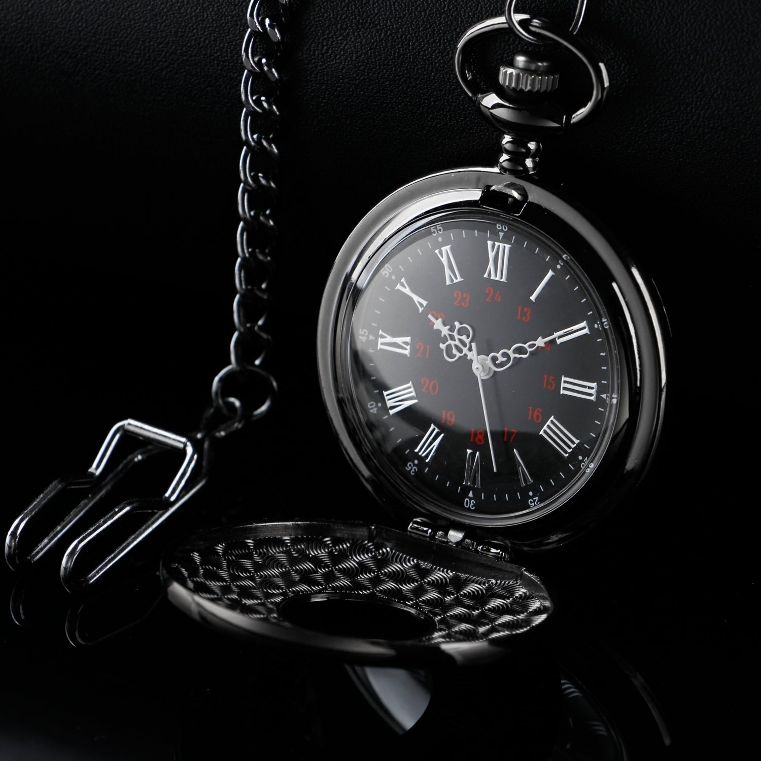 Montre à gousset moderne demi chasseur Noire à quartz