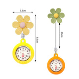Montre infirmière originale fleurs orange