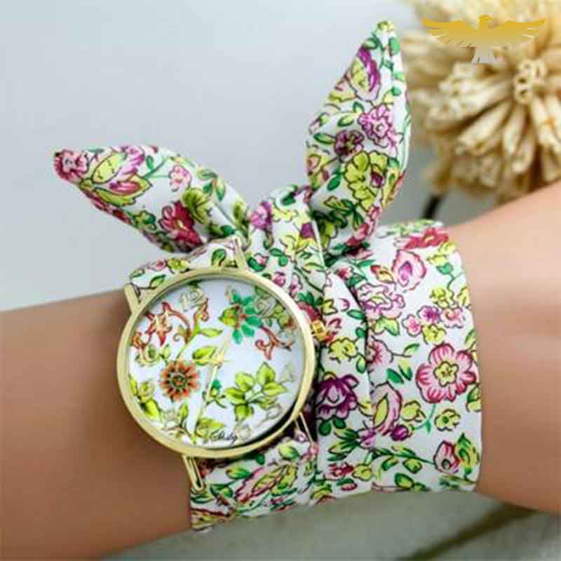 MONTRE FOULARD À FLEURS CAMÉLIAS