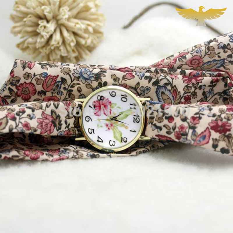 MONTRE FOULARD FLEURS EXOTIQUES