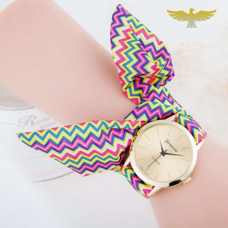 Montre foulard motifs géométriques