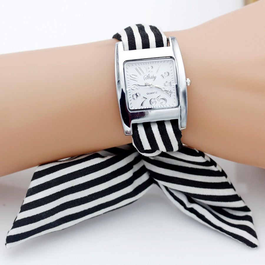 Montre foulard à rayures