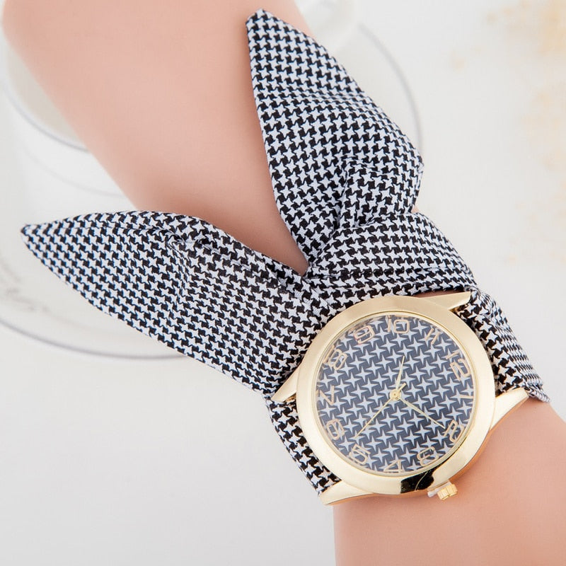 Montre foulard motif pied de poule