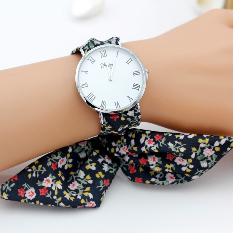 Montre foulard motif fleuri