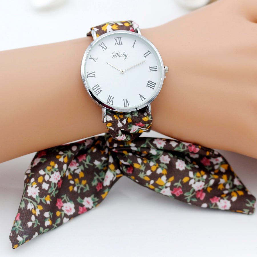 Montre foulard motif fleuri