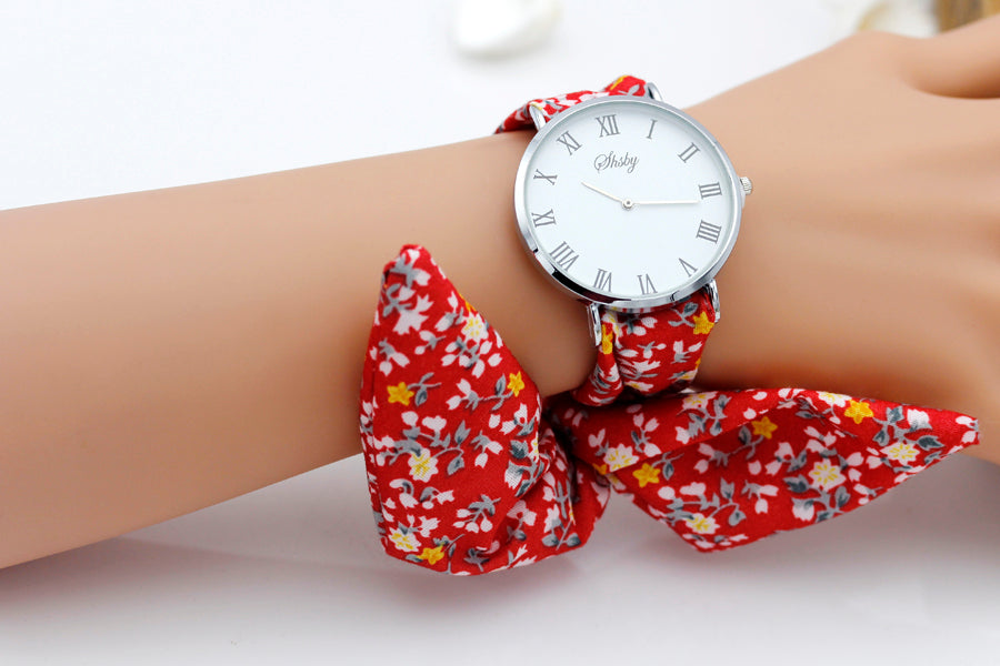 Montre foulard motif fleuri