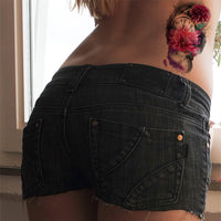 TATOUAGE MONTRE À GOUSSET FLEURS EXOTIQUES DES ÎLES